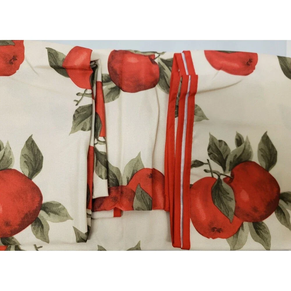 1 Printed Fabric Tablecloth, 60
